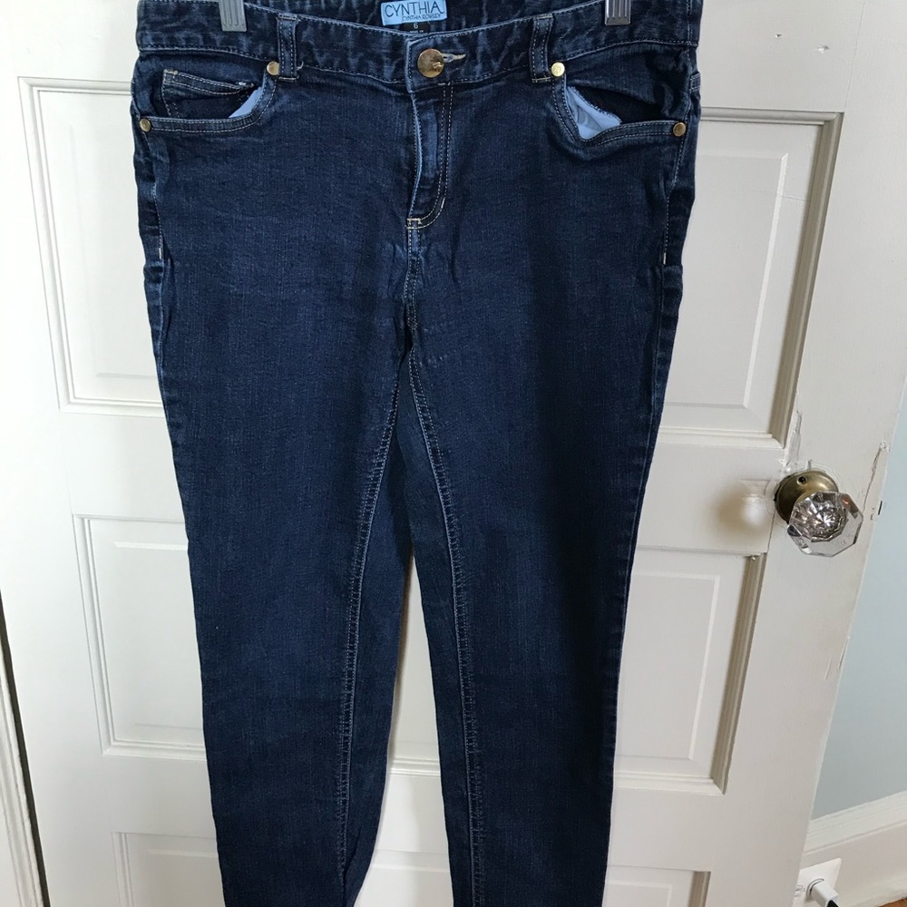 Dark wash skinny jeans